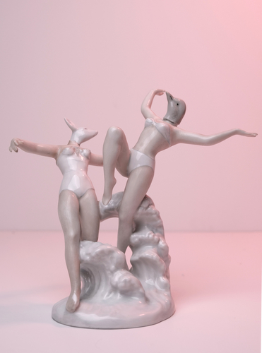 porcelain figurine, 22x24x14 cm
